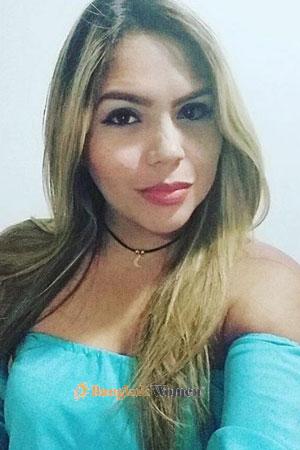 182423 - Stephanie Age: 32 - Colombia