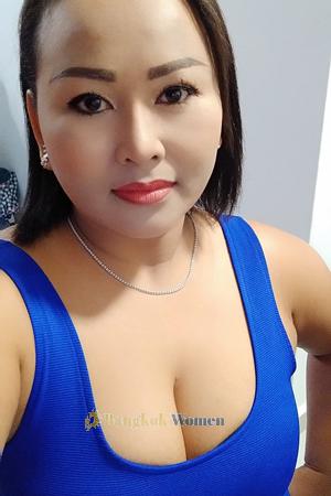 184239 - Akaraplrat (Mari) Age: 49 - Thailand