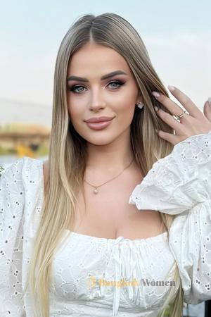 222823 - Illona Age: 23 - Ukraine