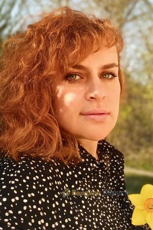 223102 - Olesya Age: 44 - Ukraine