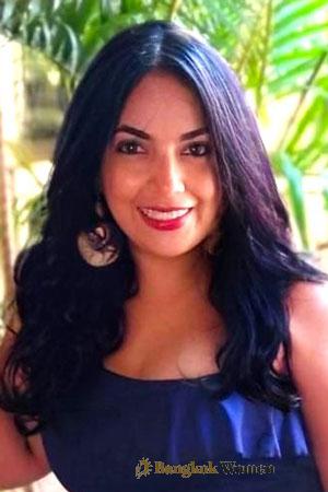 223715 - Iyaneth Age: 36 - Colombia