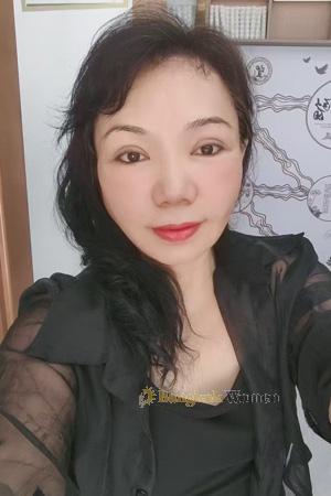 224925 - Liya Age: 53 - China