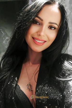 225887 - Khrystyna Age: 41 - Ukraine