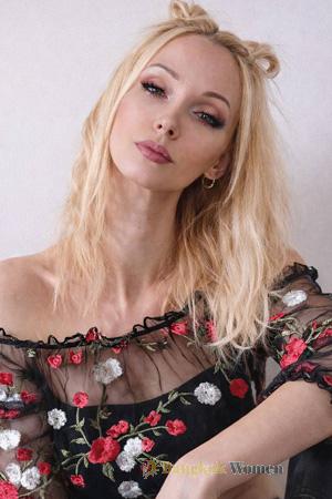 227356 - Veronika Age: 30 - Ukraine