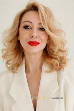 227939 - Yulia Age: 43 - Ukraine