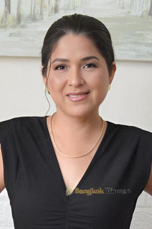 228317 - Mariana Age: 38 - Peru
