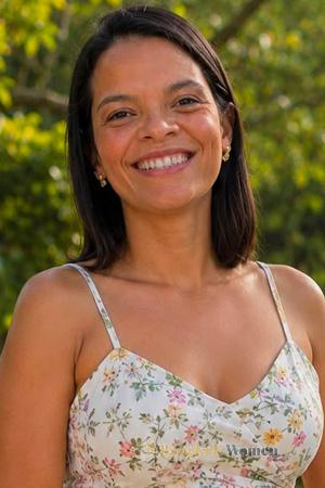 228891 - Yessica Age: 38 - Colombia