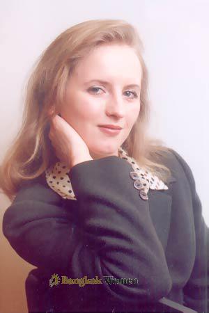 52127 - Nadezhda Age: 37 - Russia