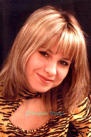 62296 - Elena Age: 31 - Ukraine