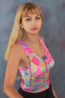 63321 - Svetlana Age: 28 - Russia