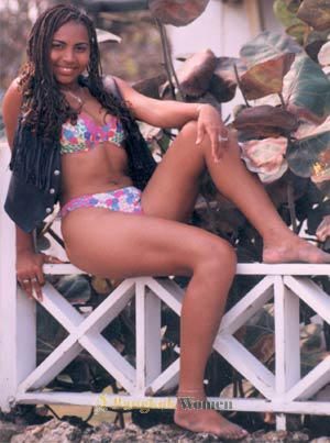63729 - Gina Liz Age: 30 - Colombia