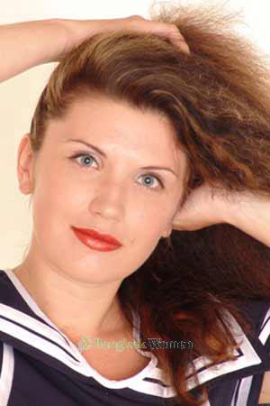 65239 - Zhanna Age: 36 - Russia