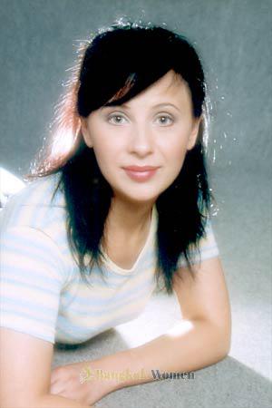 66314 - Svetlana Age: 32 - Russia