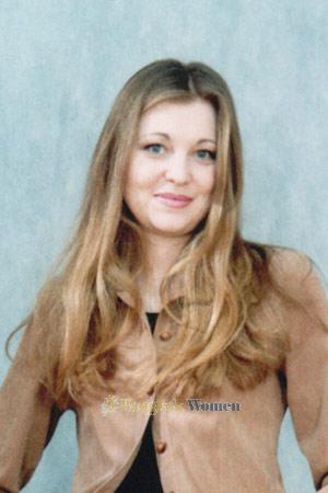 69921 - Natalia Age: 39 - Russia