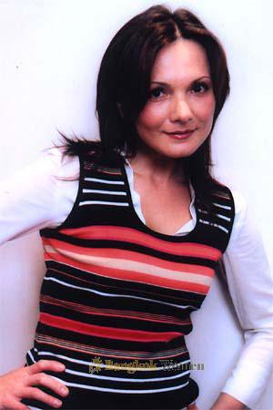 73900 - Natalia Age: 43 - Russia