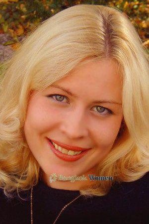 75576 - Tanya Age: 36 - Russia